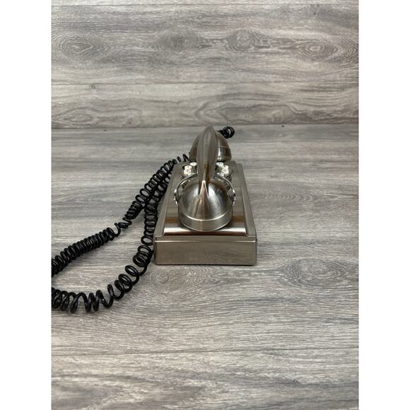 CROSLEY Vintage Style Numeric Stainless Steel Wall Phone Mount Telephone CR55 - Picture 6 of 8